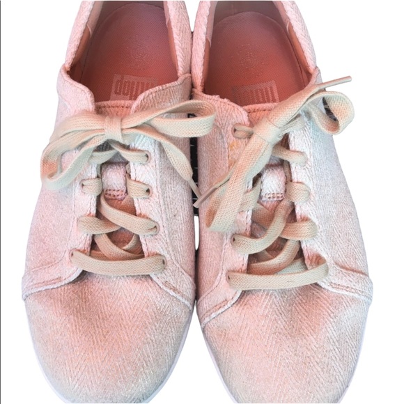 Fitflop Shoes - Canvas Sneakers FITFLOP Sz 8 iridescent beige (beige & gold herringbone)